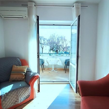 Apartments Jelovac Porec Bagian luar foto