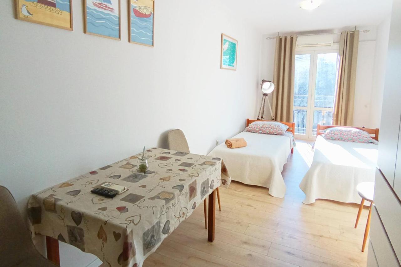 Apartments Jelovac Porec Bagian luar foto