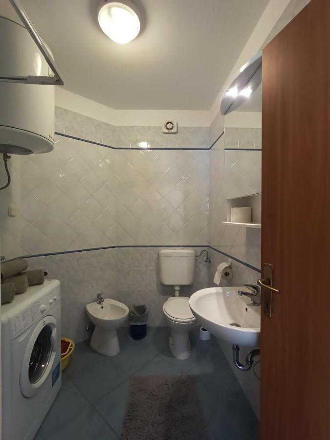Apartments Jelovac Porec Bagian luar foto