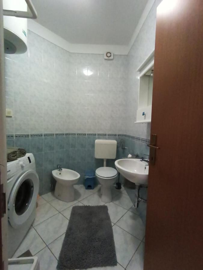 Apartments Jelovac Porec Bagian luar foto